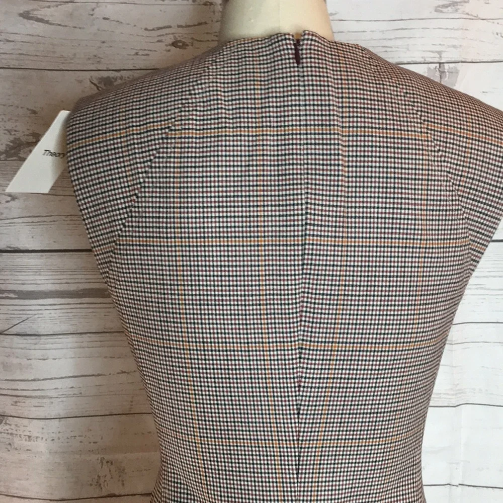 THEORY NWT FINE WOOL PENCIL SHEATH DRESS - Picture 6 of 11